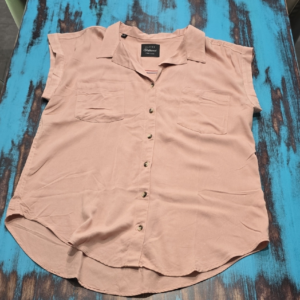 JACHS Girlfriend Women's Blush Button-Down Shirt